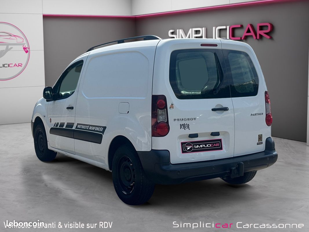 PEUGEOT PARTNER MOTRICITE RENFORCEE 1.6 HDI 90Ch Garantie 12 mois / DISTRI OK / REGUL / CLIM / ATTELAGE / (image 5)