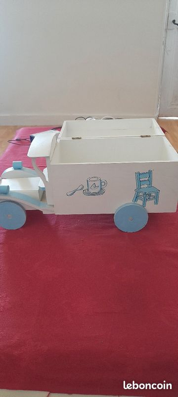 Camion bois (image 2)