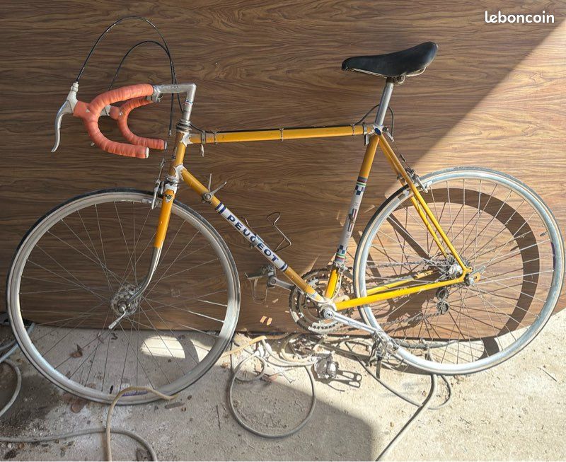 Reinterpreting a 1978 Peugeot PR65 | Restoring Vintage Bicycles from the Hand Built Era