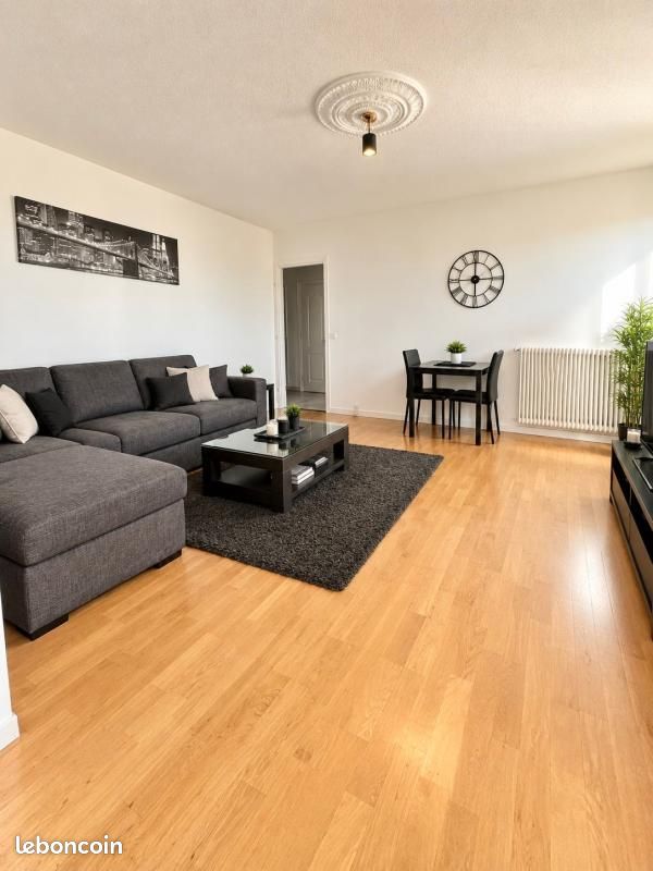 Appartement 4 pièces 80 m² · à Saint-Denis · 80 m² · 190 000 €