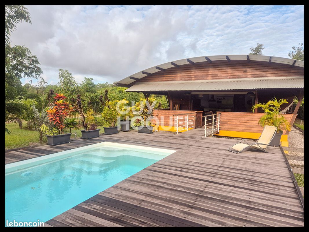 Maison 4 pièces 133 m² · à Kourou · 133 m² · 2 500 €