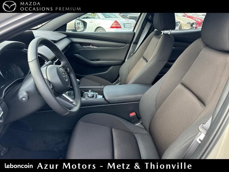 Mazda Mazda 3 2.0 e-SKYACTIV-X M-Hybrid 186ch Centre Line 2025 (image 8)