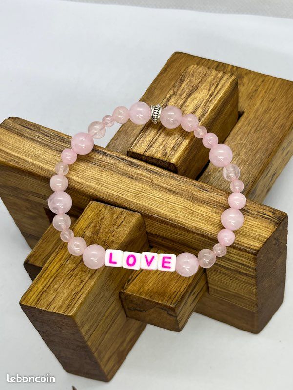 Bracelet LOVE en véritable QUAZTZ ROSE (image 4)