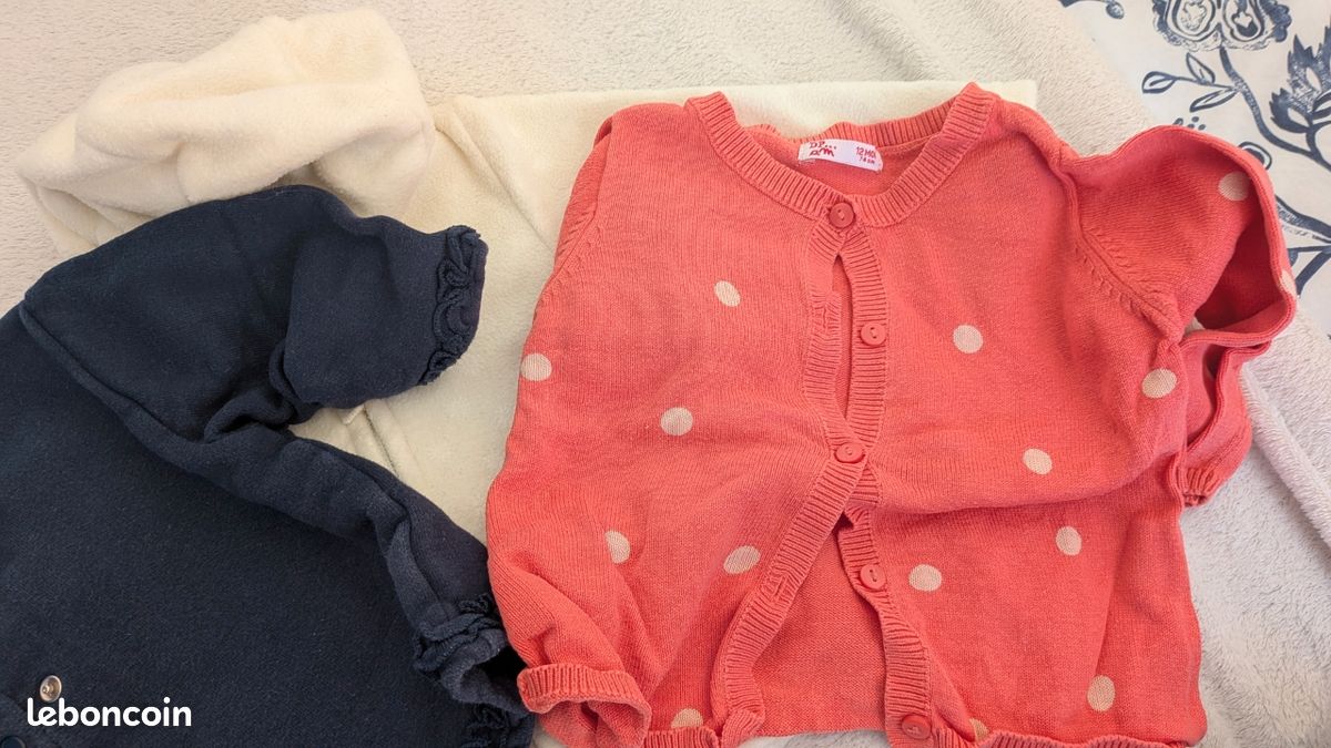 Lot de gilets 12 mois (image 3)