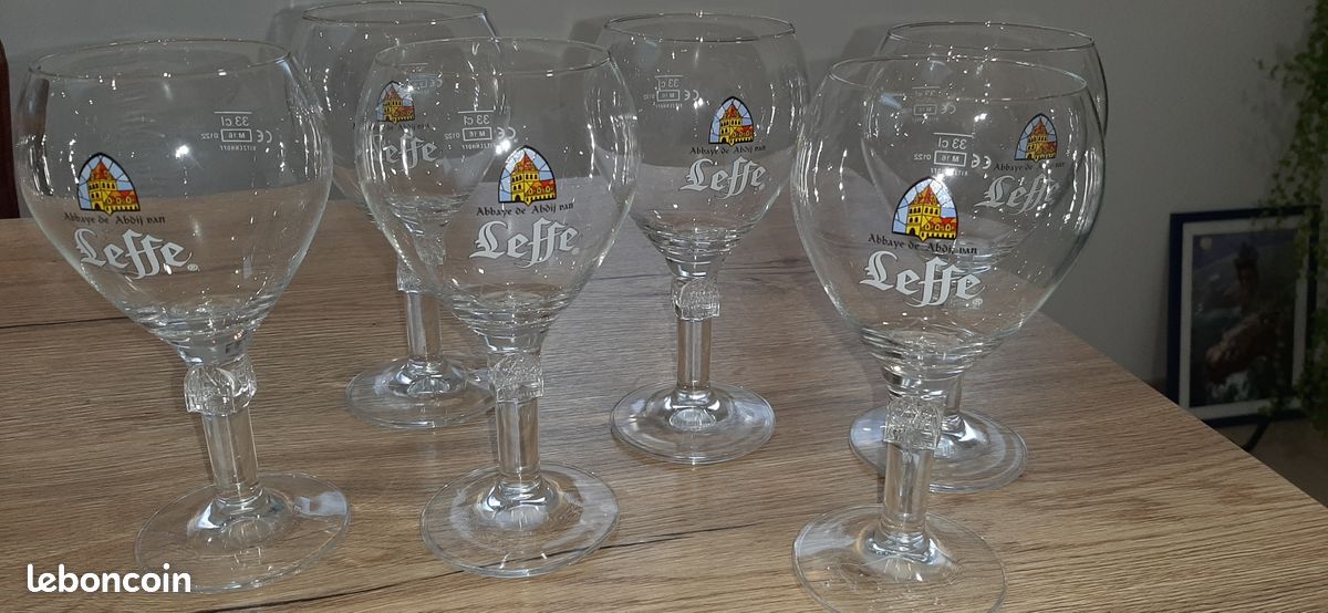 Verre à bière Leffe de la Brasserie Artois (Belgique