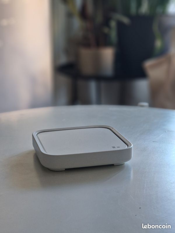 🔌 Chargeur sans fil Samsung EP-P2400 – Wireless Charger – Excellent état (image 1)