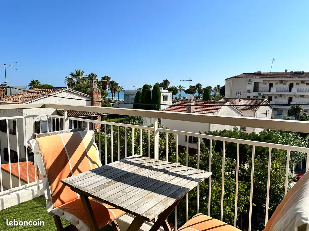 Appartement 2 pièces 49 m² · à Cagnes-sur-Mer · 49 m² · 1 300 €