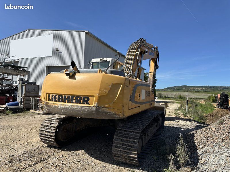 Liebherr R926LC (image 4)