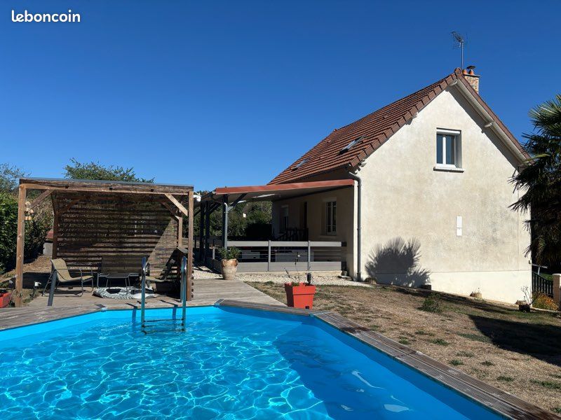 Maison 5 pièces 94 m² · à Saint-Yrieix-la-Perche · 94 m² · 215 000 €