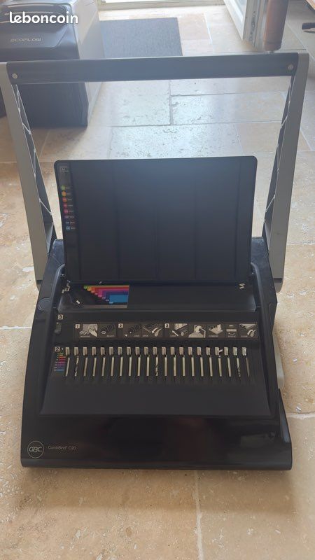 Relieuse de document GBC C20 (image 1)