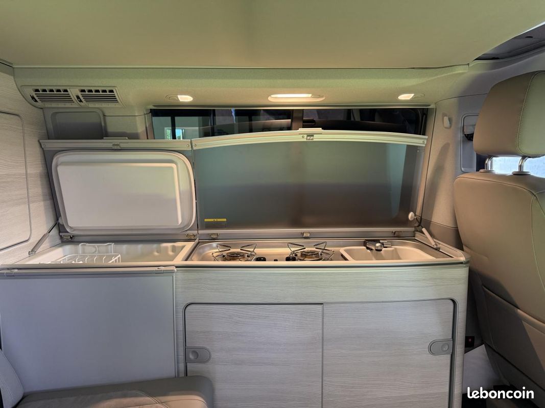 VOLKSWAGEN TRANSPORTER CALIFORNIA OCEAN 2.0 TDi 204 CH DSG 7 CAMPER - GARANTIE 6 MOIS (image 15)