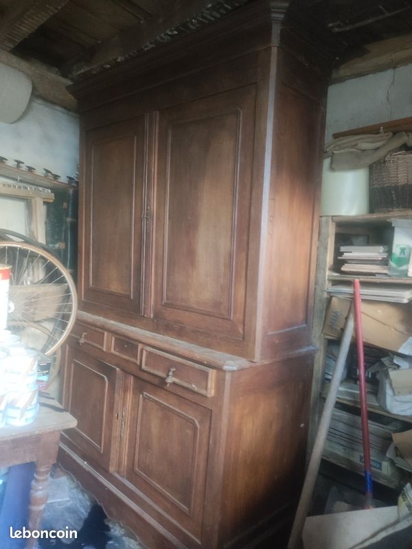 Buffet deux corps en chene (image 1)