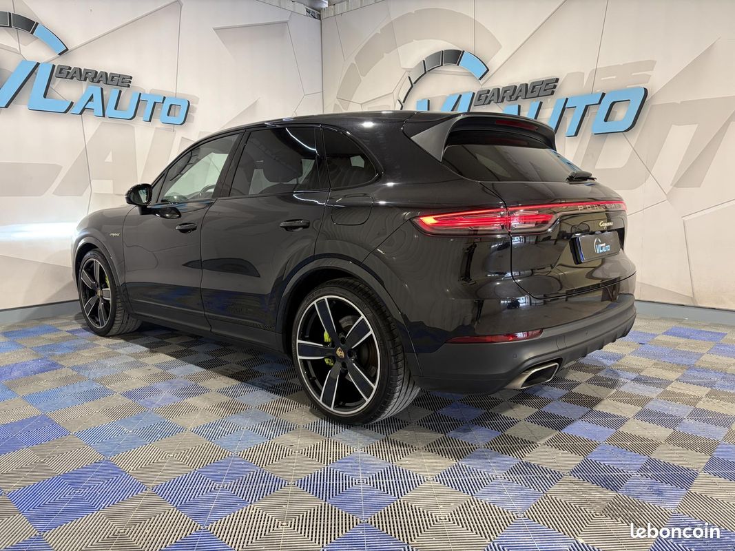 PORSCHE CAYENNE E-Hybrid 3.0 V6 462 ch Tiptronic BVA S (image 3)