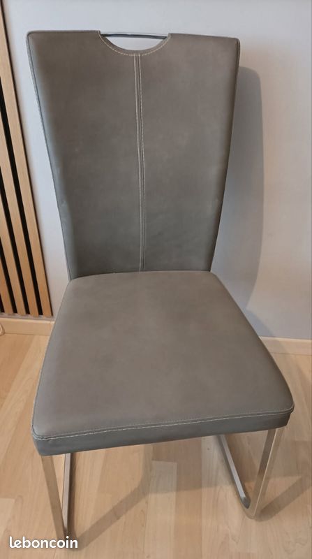 Chaise grise moderne (image 2)