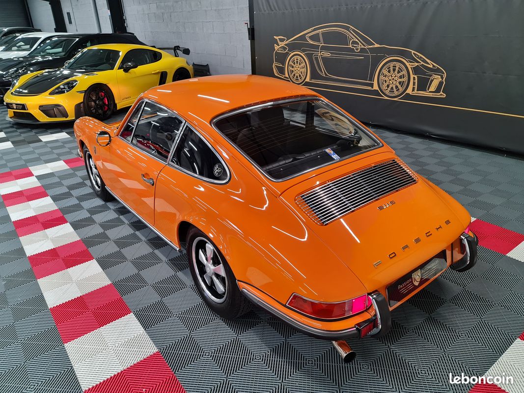 PORSCHE 911 2.2L S 180 CH – Restaurée et Expertisée (image 8)