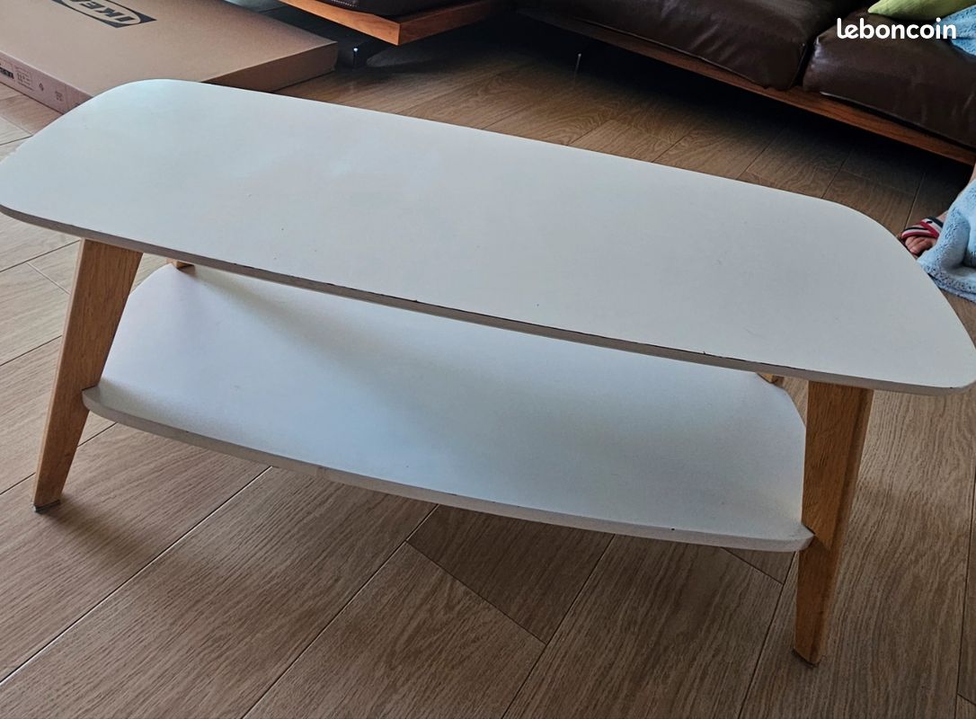 Table basse / banc blanc (image 2)