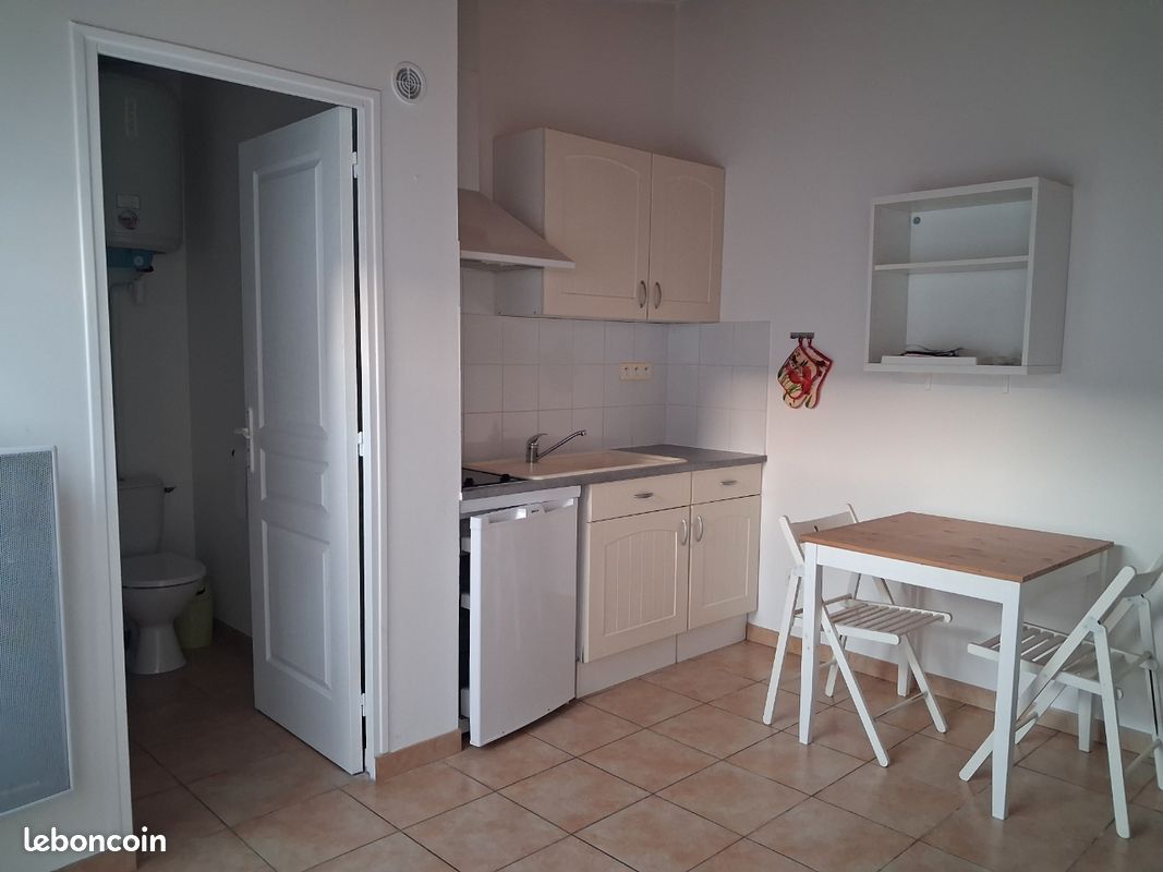 Appartement 1 pièce 16 m² · à Nantes · 16,3 m² · 485 €