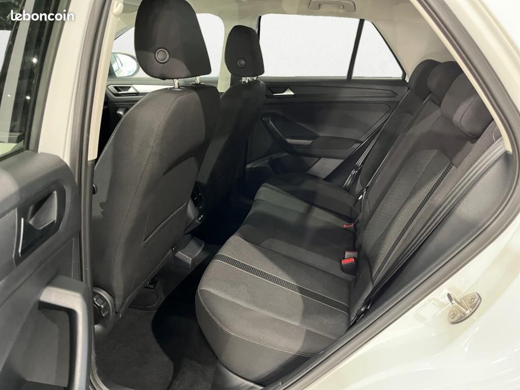 VOLKSWAGEN T-ROC TSI 110 Life - Digital Cockpit Pro - Extension garantie 3 ans (image 12)