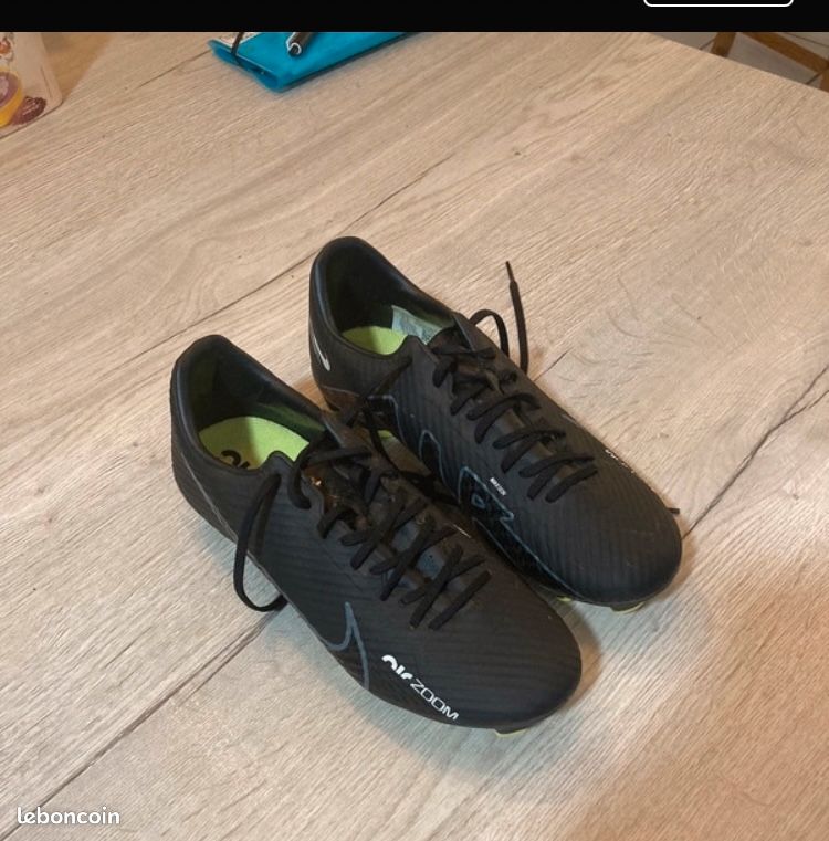 Crampons de foot nike mercurial (image 3)