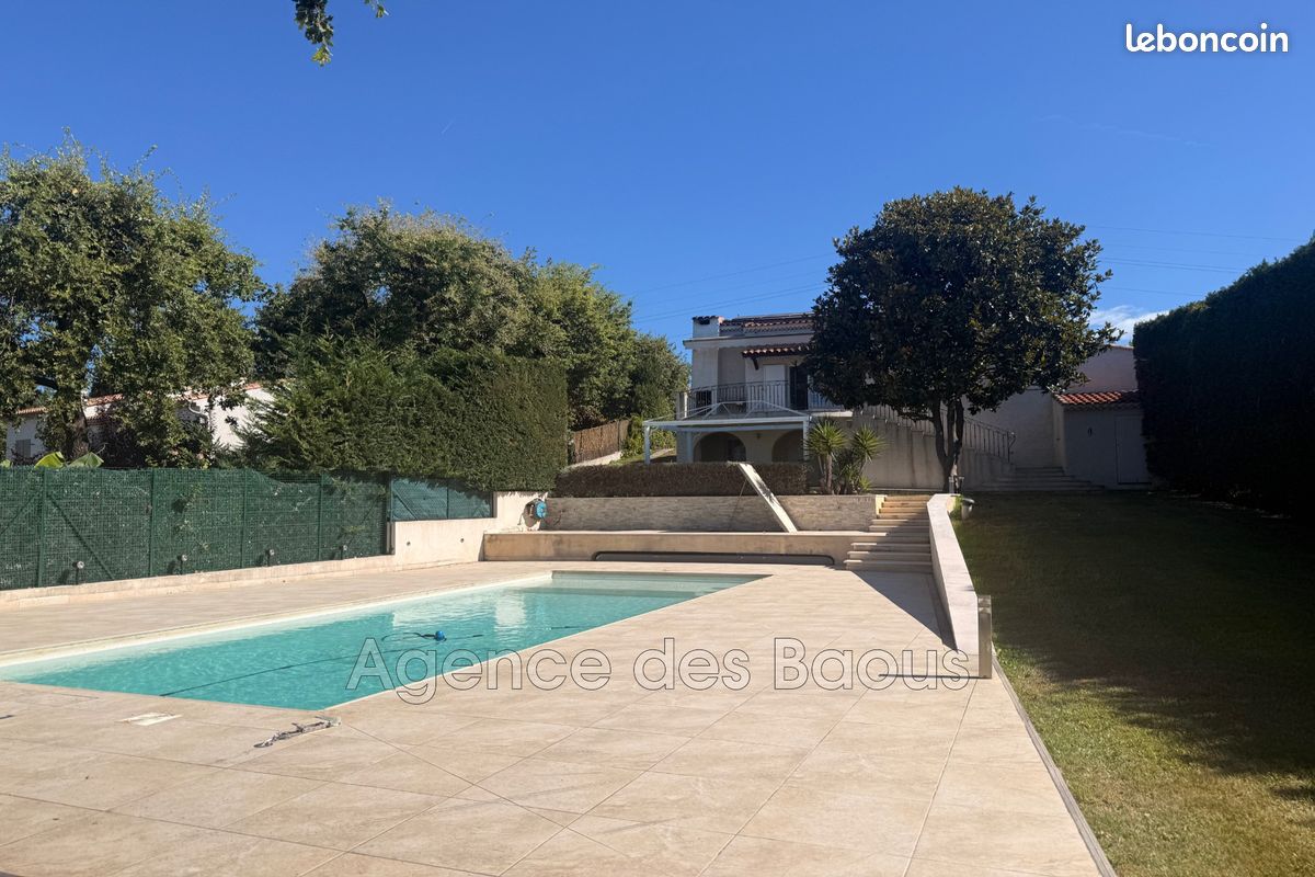 Maison 4 pièces 114 m² · à La Gaude · 114 m² · 2 800 €
