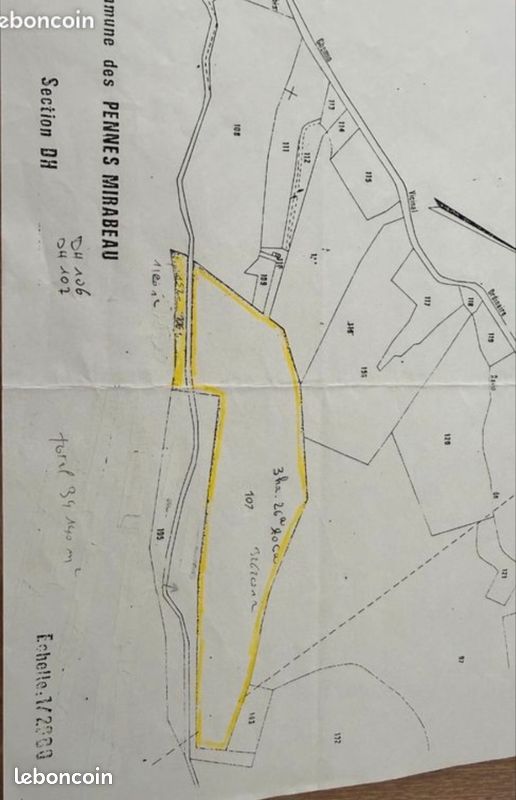 Terrain non constructible · à Les Pennes-Mirabeau · 341 400 €