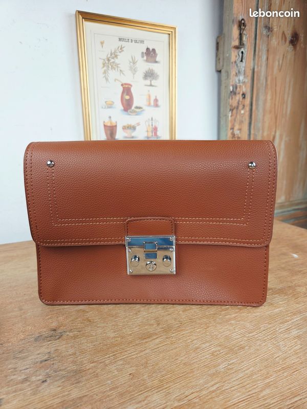 Sac à main façon cartable cuir marron cognac, marque Fuchsia, bon état (image 2)