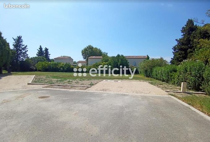 Terrain 722 m² Camaret Sur Aigues