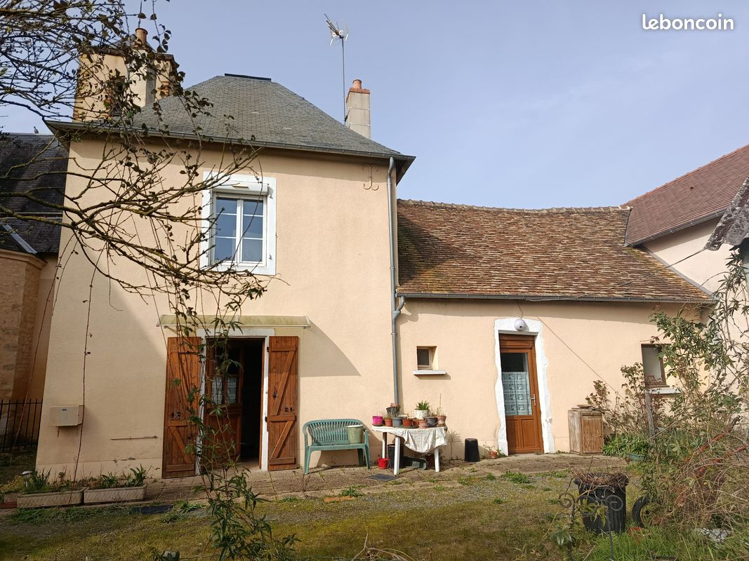Maison 4 pièces 95 m² · à Chemiré-le-Gaudin · 95 m² · 90 000 €