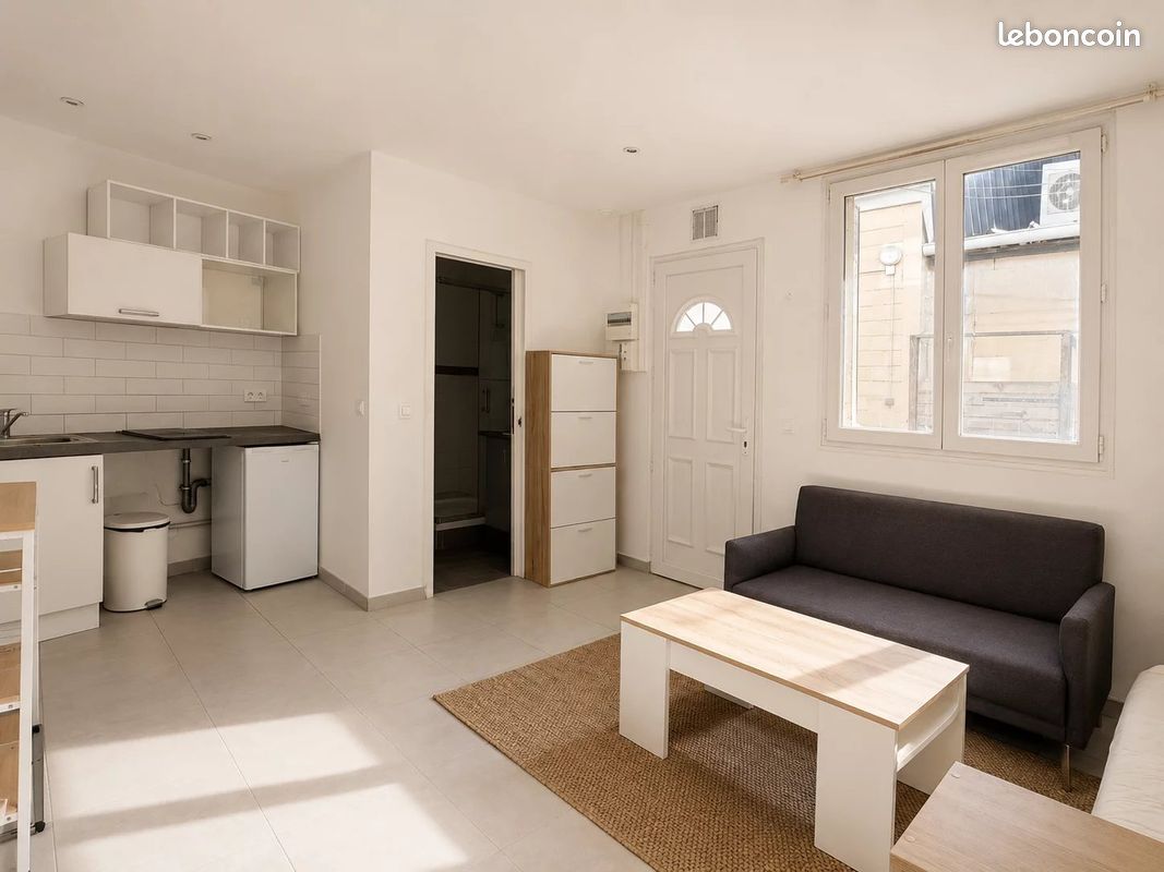 Appartement 1 pièce 21 m² · à Courbevoie · 21 m² · 159 000 €