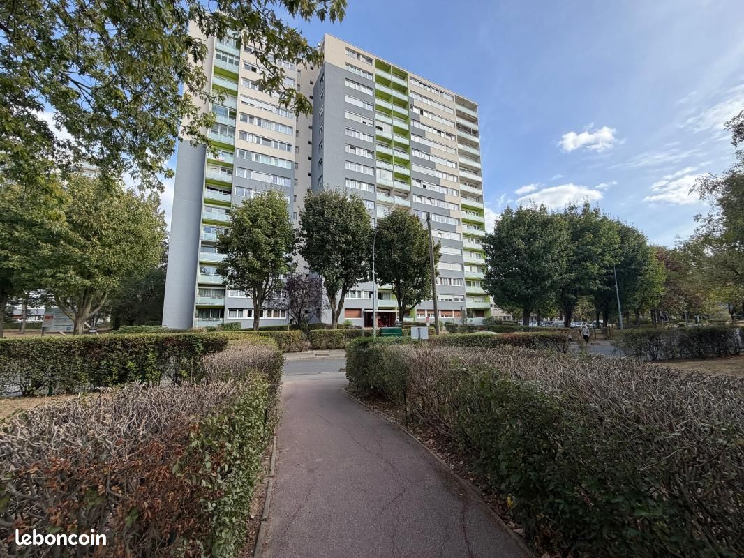 Appartement 2 pièces 45 m² · à Ris-Orangis · 45 m² · 99 900 €
