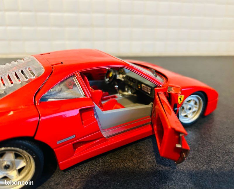 Ferrari F40 1987 Rouge 1/18 Burago – Miniature Moulée Sous Pression – Sans Boîte