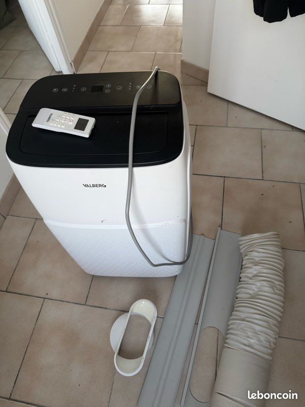 Climatiseur Mobile Valberg Clim - A14 14 000 Btu Pour Pièce De 40m2 tests et avis