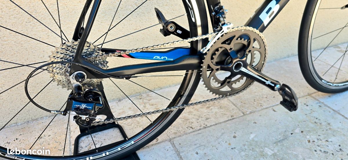 Vélo de course tout Carbone BTWIN ULTRA CF 740 - Taille M - Equipé Campagnolo Athena 11v (image 3)
