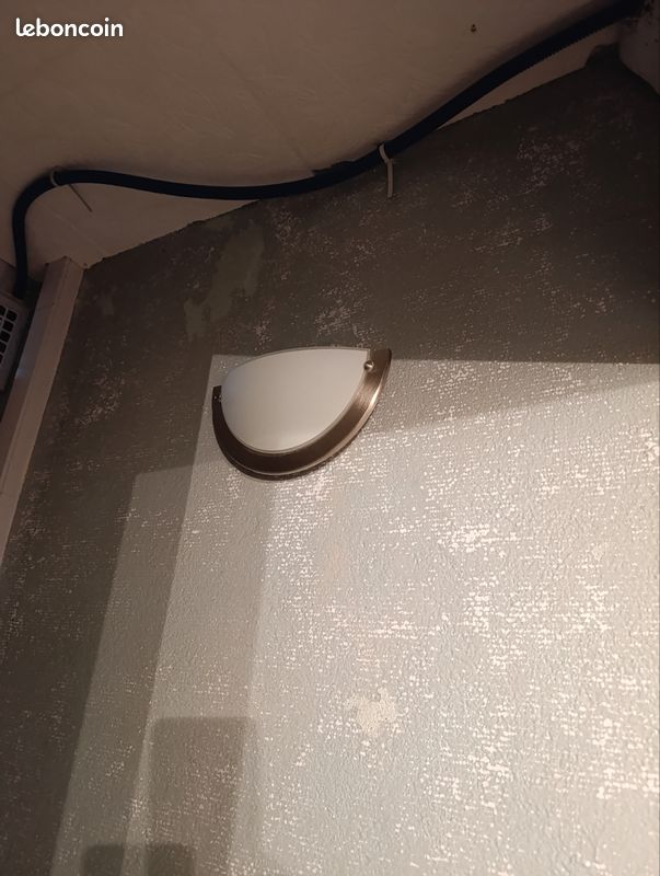 Lustre (image 2)