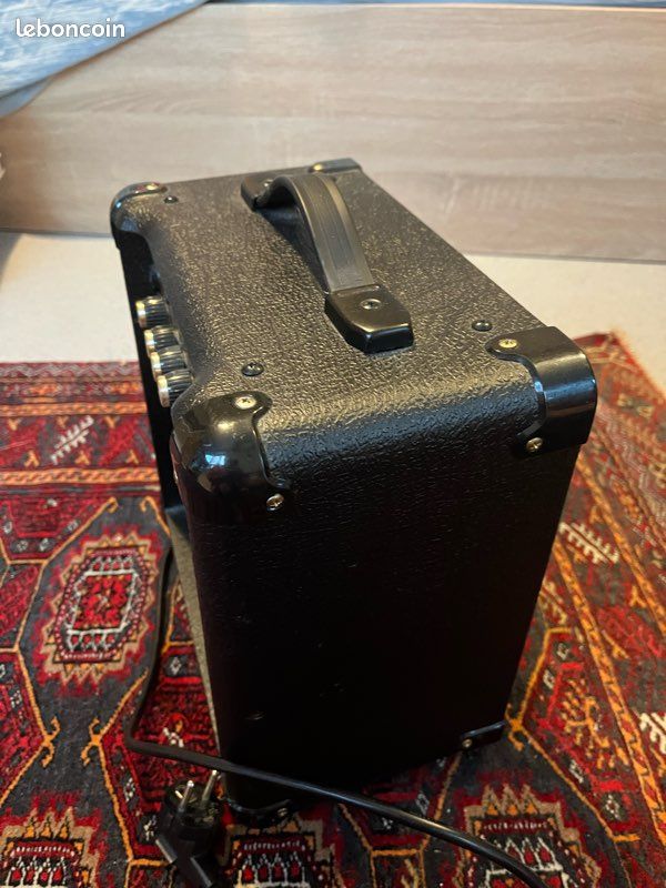 Ampli Marshall MG10 (image 3)