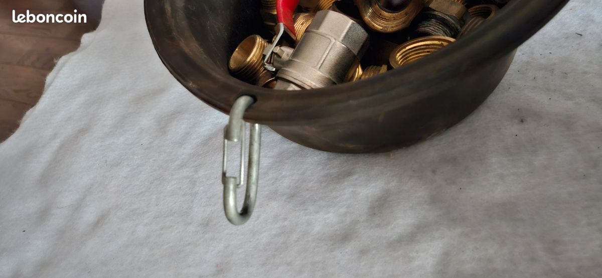 Lot raccords plomberie (image 9)