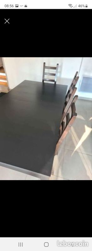 Table et 4 chaises (image 1)