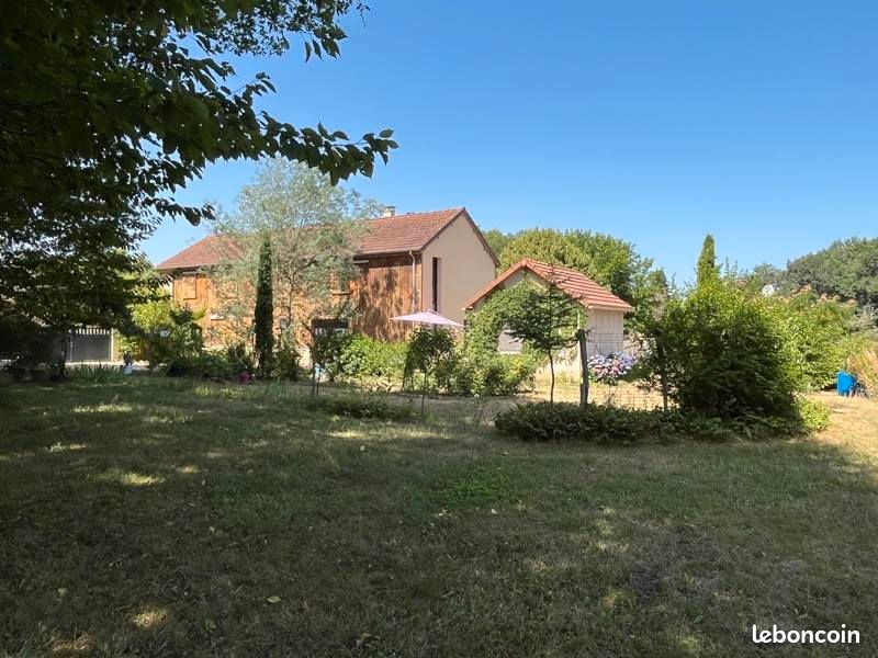 Maison 5 pièces 188 m² · à Le Bugue · 188 m² · 379 000 €
