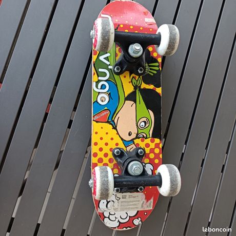 Skateboard Vintage Années 70 Moov'Ngo En Plastique - Bon état Fonctionnel
