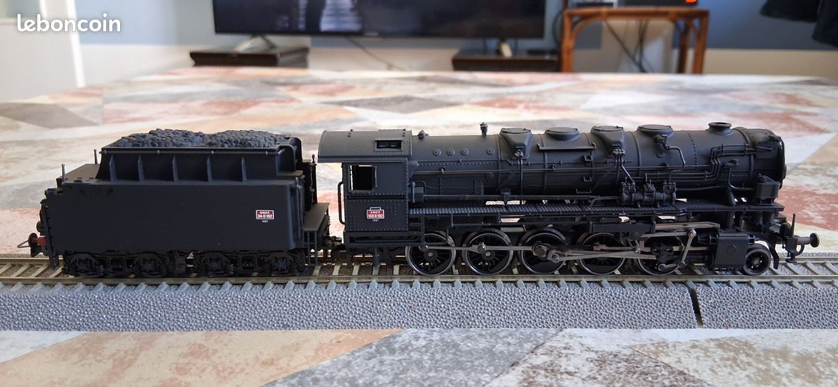 ECH Ho CLUB JOUEF LOCO SNCF 141 R 1187 DEPOT VENISSIEUX SANS