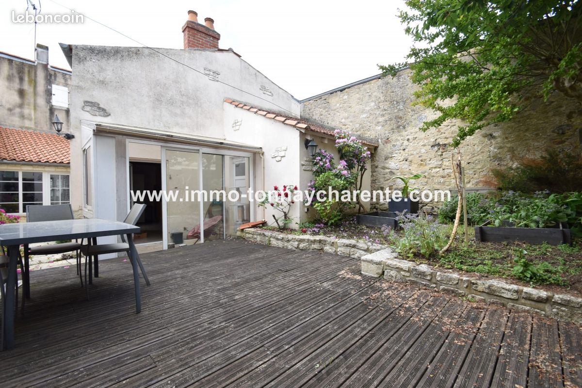 Maison 5 pièces 108 m² · à Tonnay-Charente · 108 m² · 231 200 €
