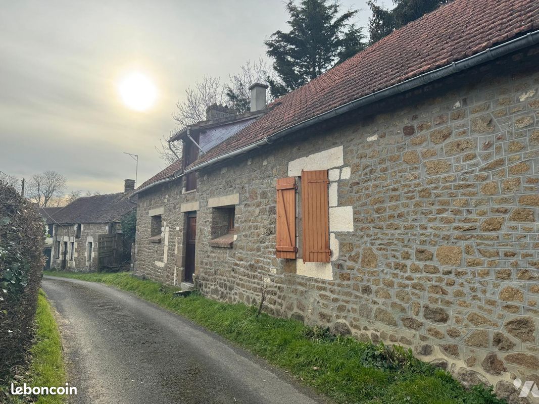 Maison 3 pièces 91 m² · à Vieux-Pont · 91 m² · 55 000 €