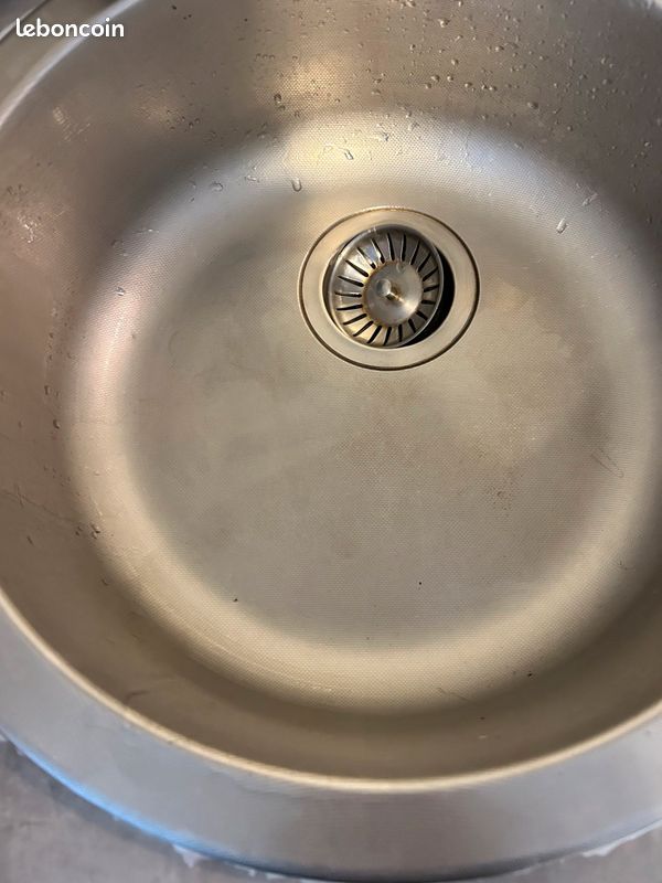 Vend évier rond inox (image 1)