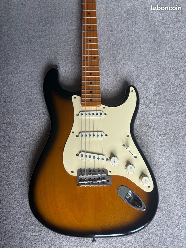 Fender Stratocaster Eric Johnson (image 1)