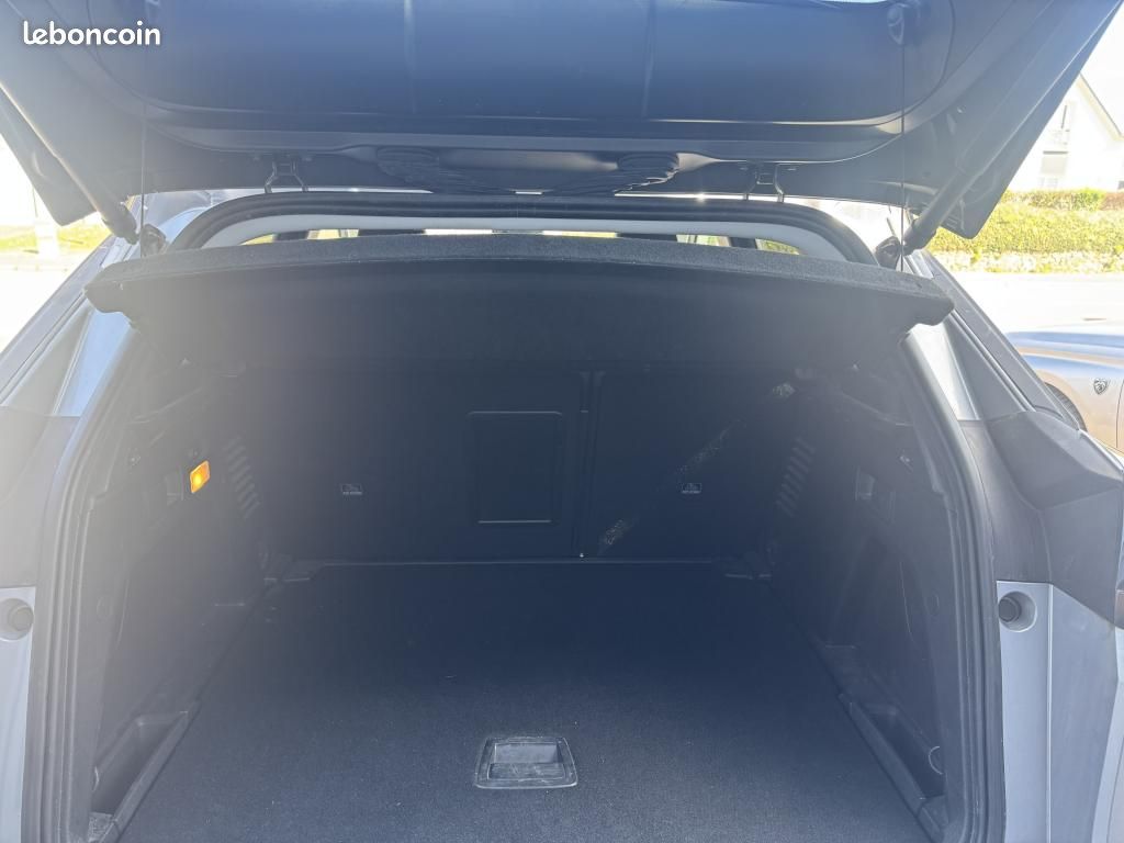 Peugeot 3008 1.5 BLUEHDI 130 ALLURE BUSINESS (image 7)