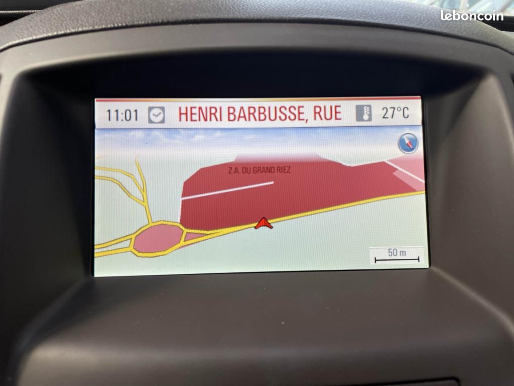 OPEL INSIGNIA 2.0 CDTI 160 COSMO - Sieges électriques / Radars / Bluetooth (image 27)