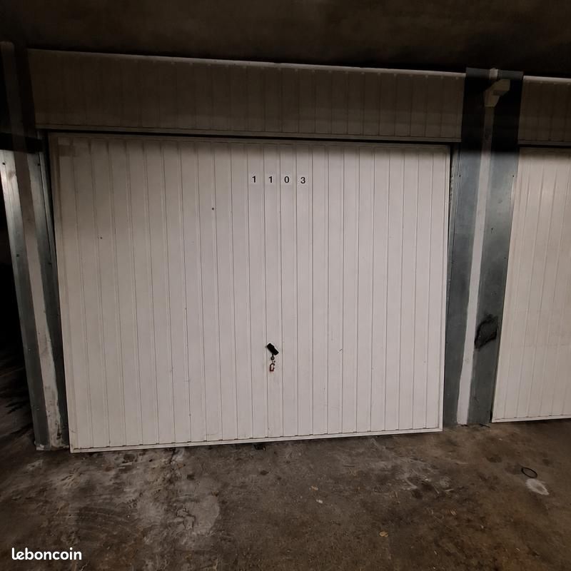 Parking 14 m² · à Bordeaux · 14 m² · 99 €/mois