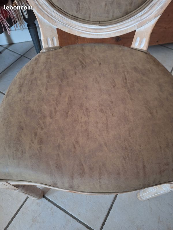 Chaises baroques beige (image 6)