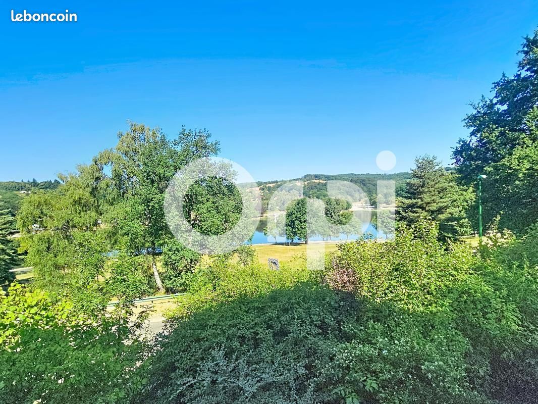 Maison 6 pièces 154 m² · à Saint-Rémy-sur-Durolle · 154 m² · 210 000 €