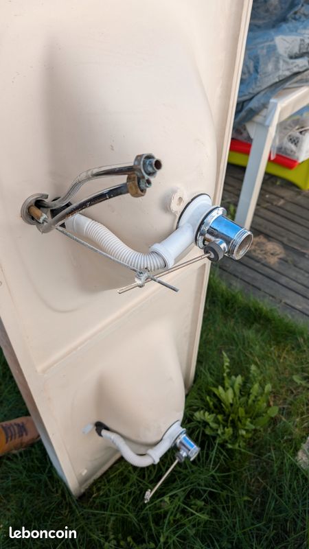 Double vasque en grès blanc (image 2)